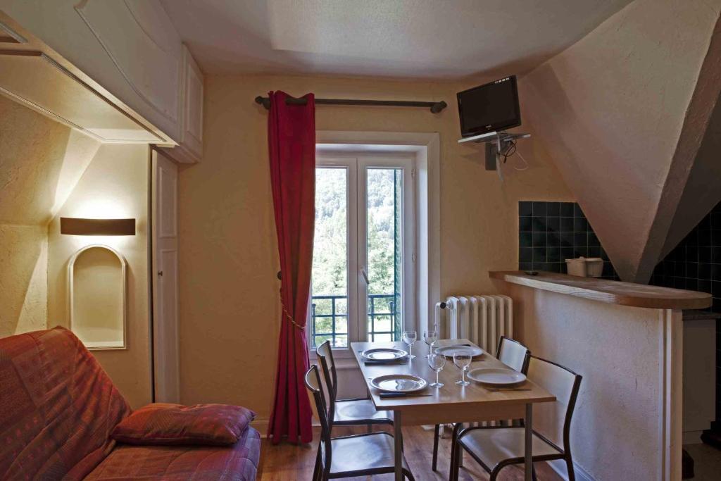 Hotel Et Residence Des Bains Вік-сюр-Сер Номер фото